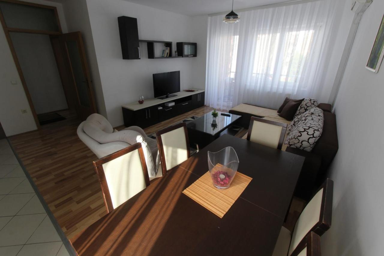 Kasumi Apartment Pristina Eksteriør bilde