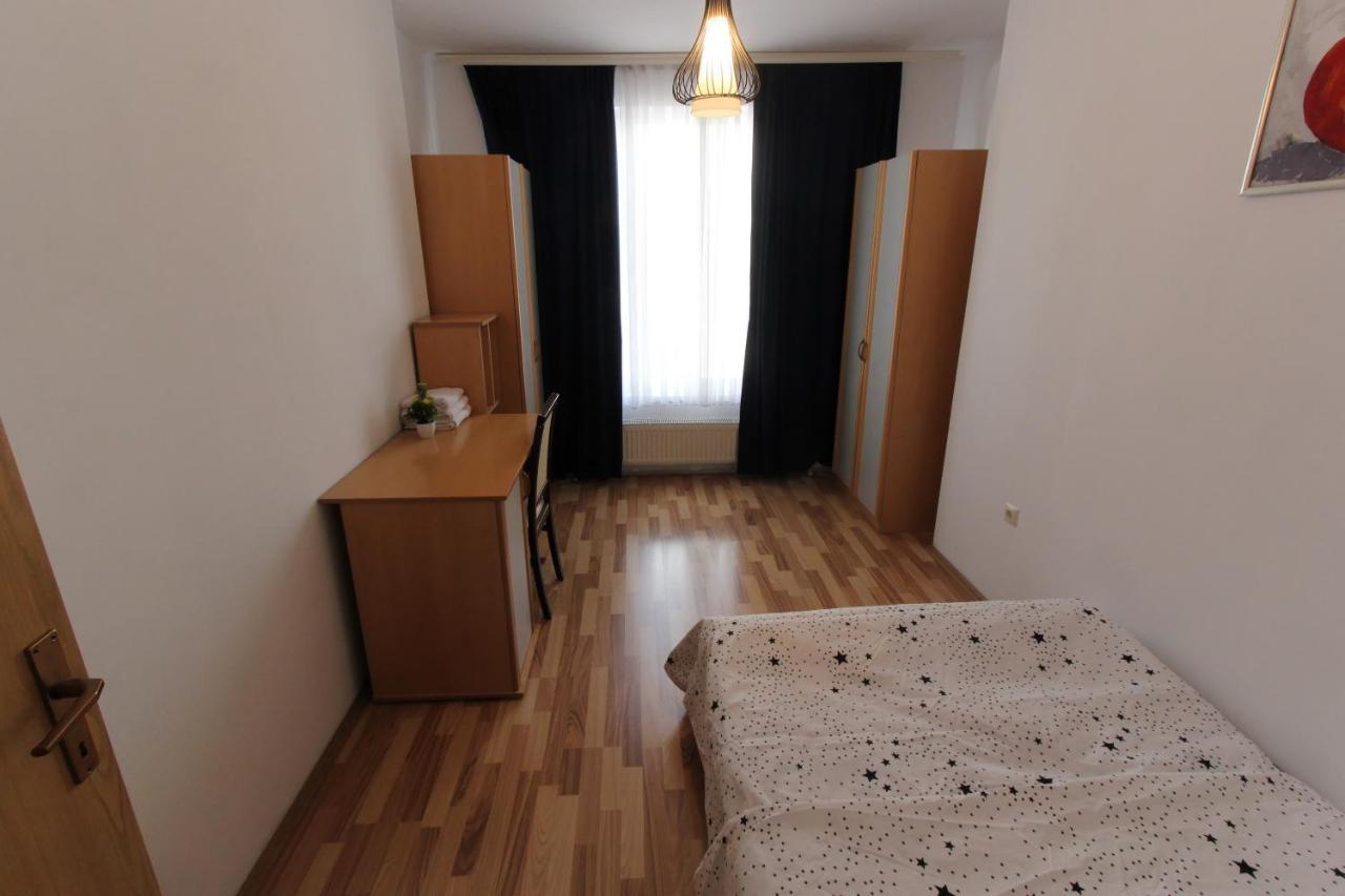 Kasumi Apartment Pristina Eksteriør bilde