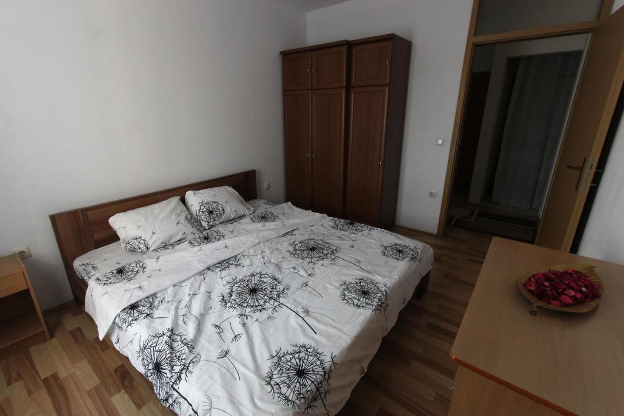 Kasumi Apartment Pristina Eksteriør bilde